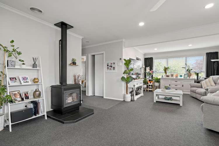 98 Solway Crescent Solway_8