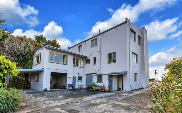 52 West Coast Road Glen Eden_1