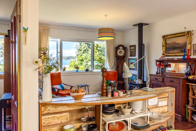 24 The Esplanade Oneroa_21