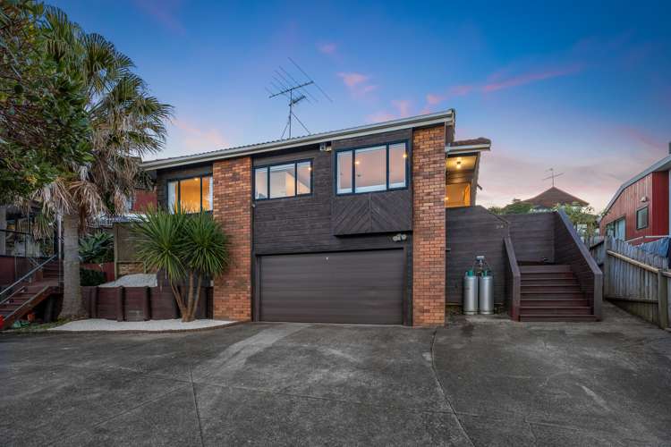 2/26 Unsworth Drive Unsworth Heights_19