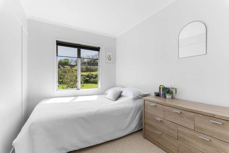 489a Barrett Road Omata_12