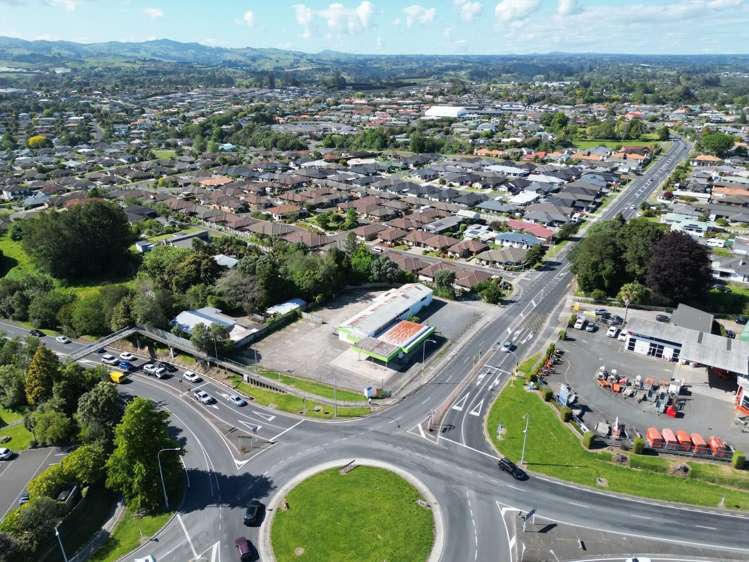 1 Pyes Pa Road Pyes Pa_6