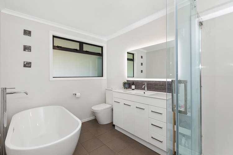 165 School Road Manawaru_11