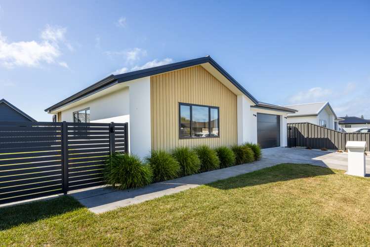 44 Hunter Drive Awatoto_18