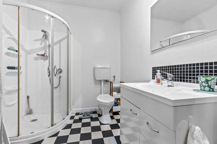 131 Russell Road Huntly_14