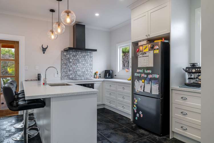 37 Stewart Crescent Hokowhitu_1