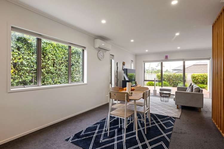 1 Springside Court_5