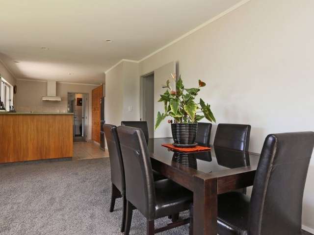 8 Ross Place Greenmeadows_4