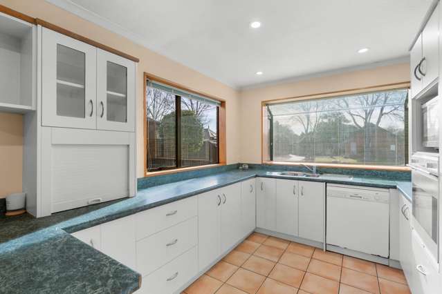 4 Amesbury Mews Avonhead_3