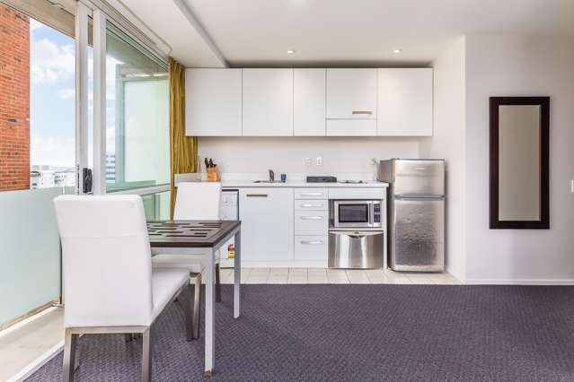 1504/10 Waterloo Quadrant Auckland Central_3