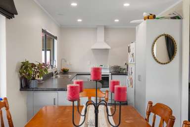 2 Wallace Loop Road_4