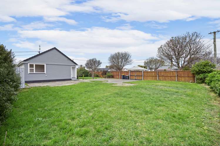 15 Mcbratneys Road Dallington_14