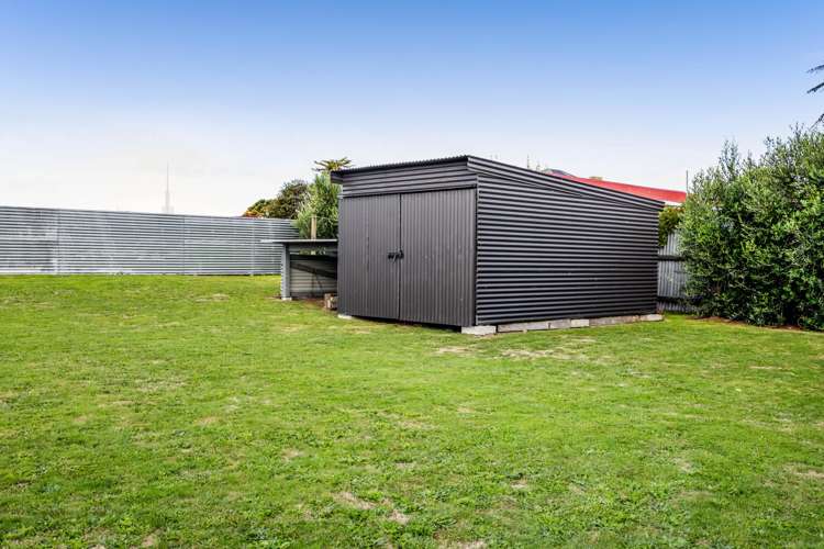 12 Terou Street Manaia_18