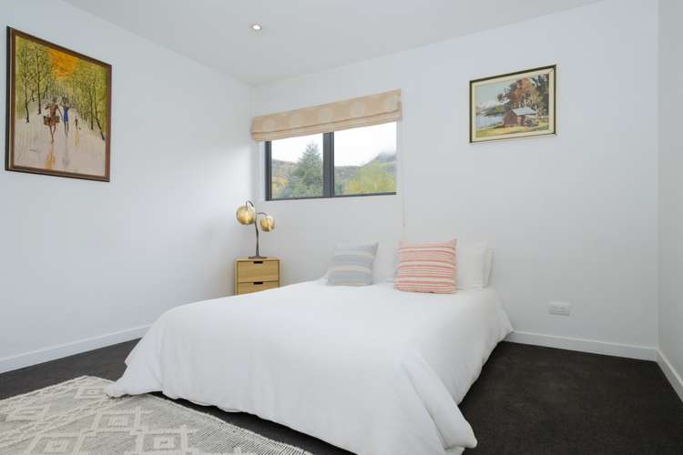 8 Bracken Street Arrowtown_17