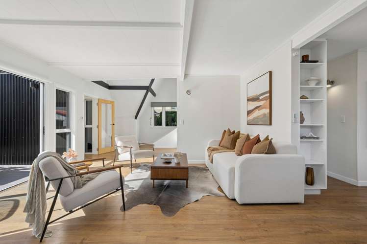 696 Peninsula Road Kelvin Heights_15