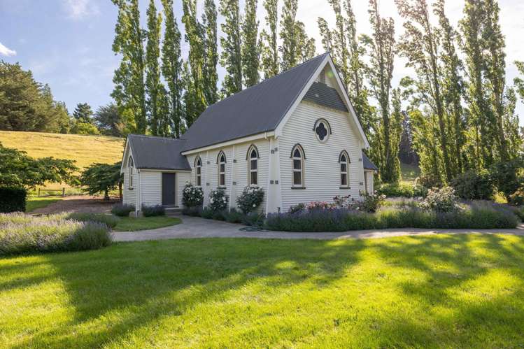 3979 West Coast Road Darfield_2