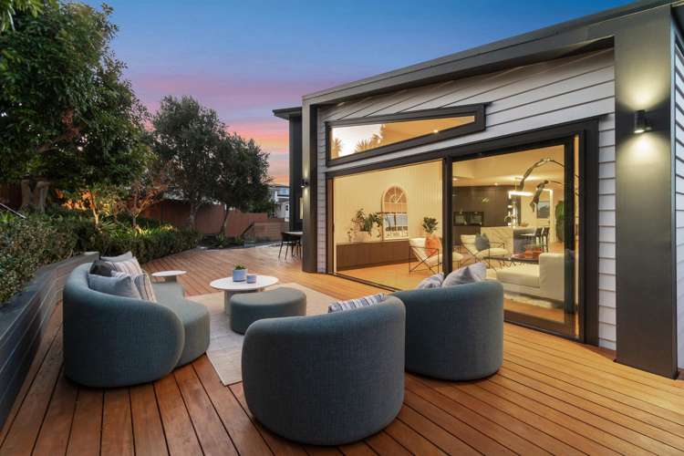 2/21 Eastcliffe Road Castor Bay_14