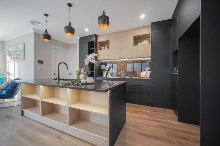 20 Ngaki Street Flat Bush_8