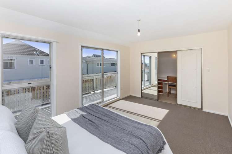 2/131 Rugby Street Merivale_5