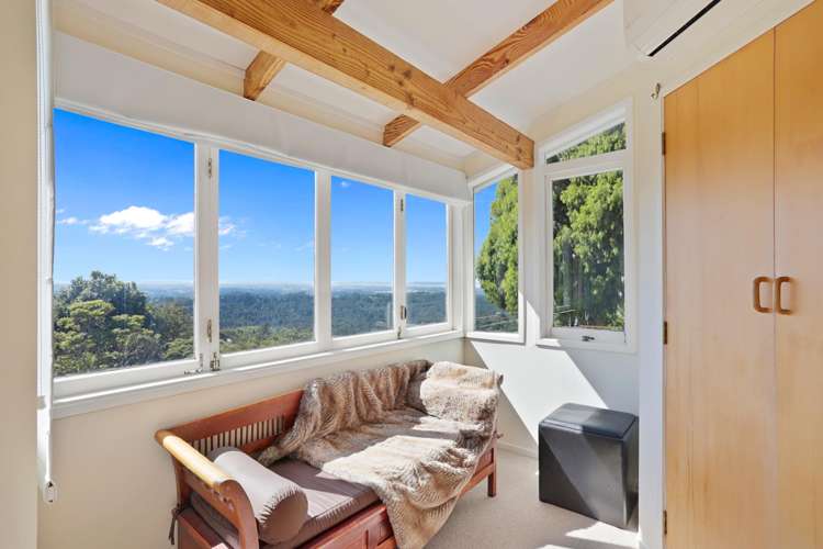 858 West Coast Road Waiatarua_17