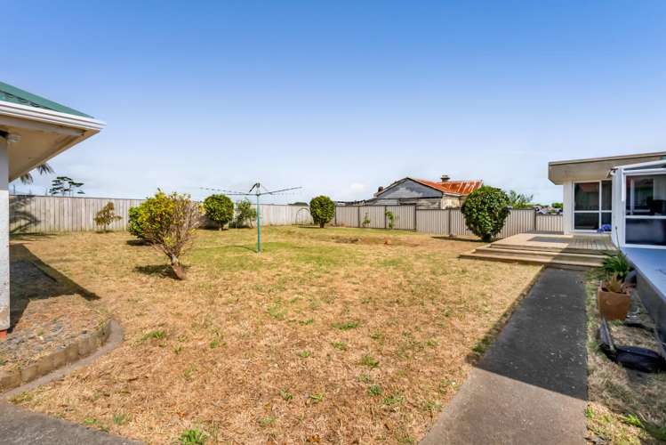 5784 South Road Rahotu_25