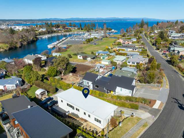 Harbour views and modern comforts