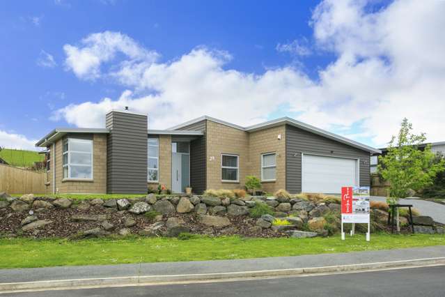 28 Laly Haddon Place Matakana_1