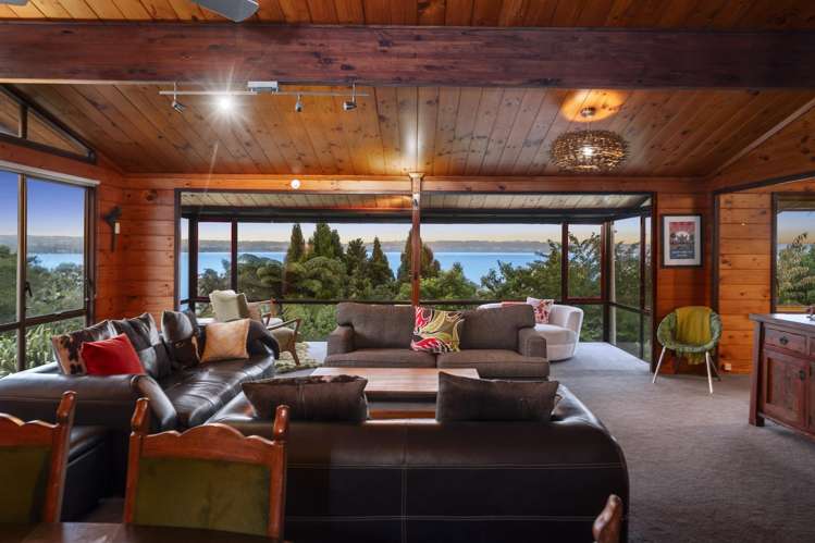 11 Tupara Crescent Kawaha Point_6