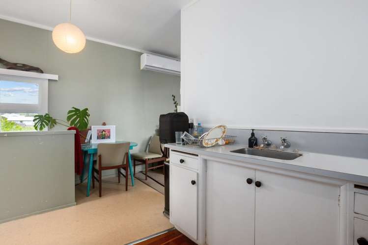 1-3/15 Dover Street Island Bay_17