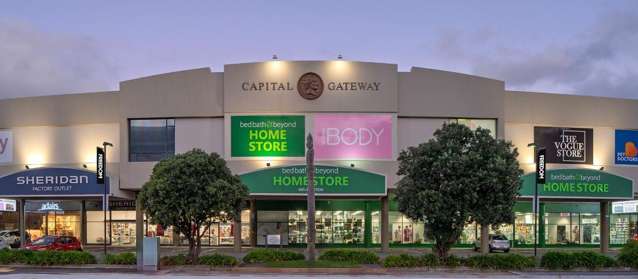 Popular Position with Parking