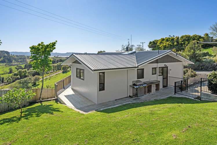 68 Valley View Road Otaika_21