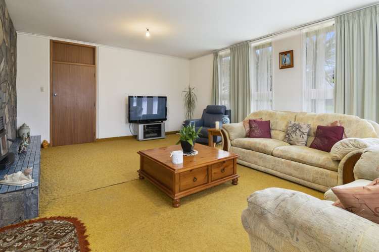 44 Sheridan Drive New Lynn_9