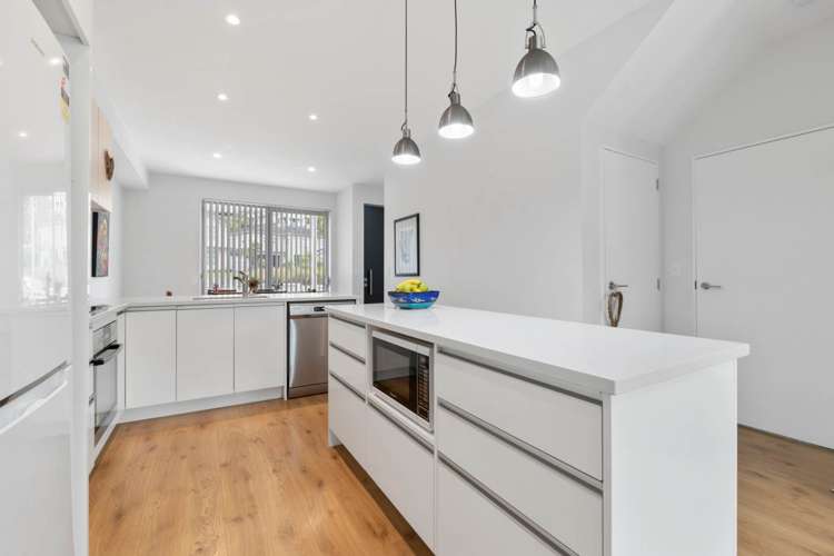 16 Sawyers Lane Silverdale_14