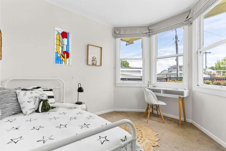 31 Rambler Crescent Beach Haven_5