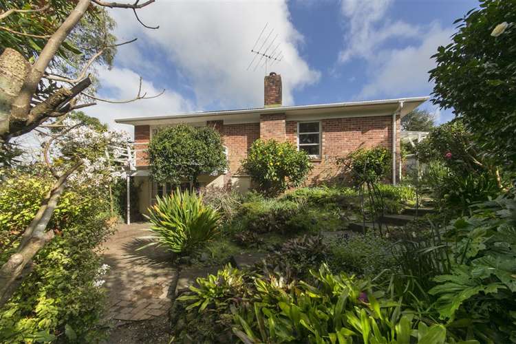 58 Hilling Street Titirangi_1