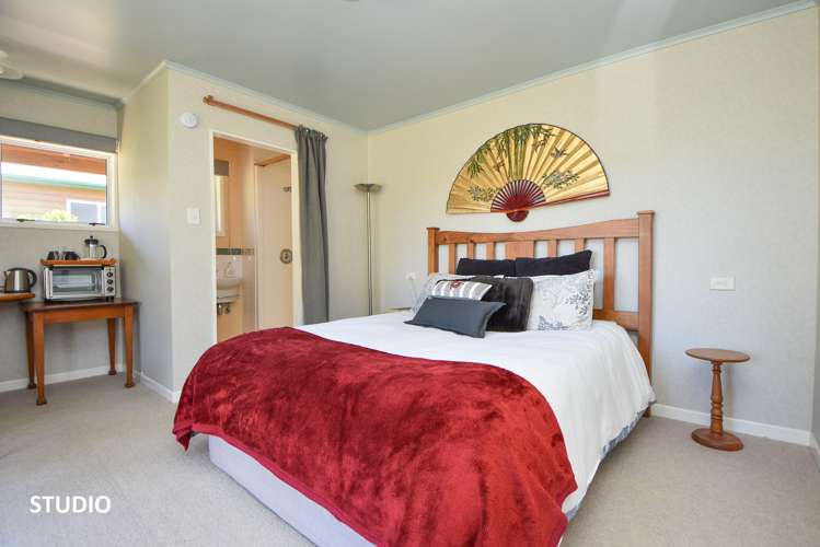 110 Somerset Road Carterton_19