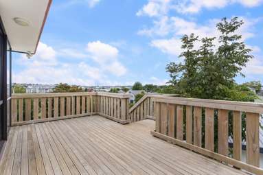 2/2 Grenadine Place_4