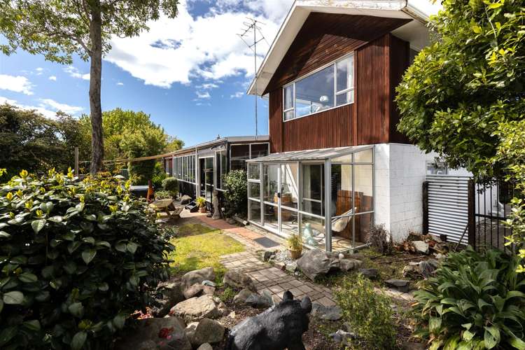 8 Wadsworth Crescent Redwoodtown_1