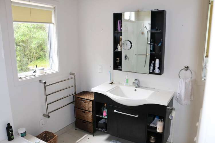 81 Kohu Road Titirangi_11