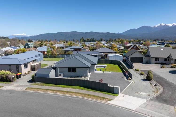 A/22 Lawson Burrows Crescent Te Anau_30