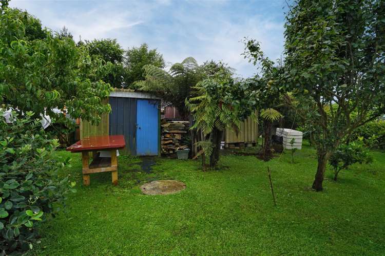 37 Dryden Road Enderley_11