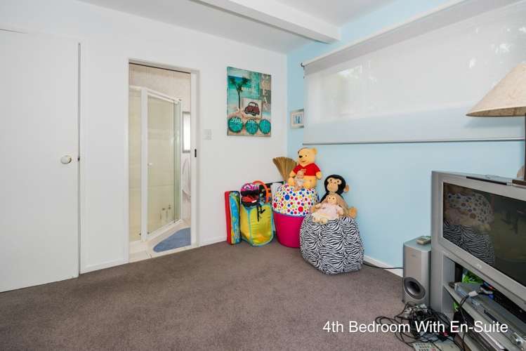 19 Thelma Crescent Torbay_13