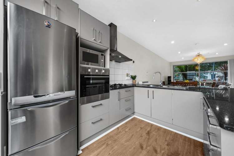 6 Kauri Drive Takanini_10