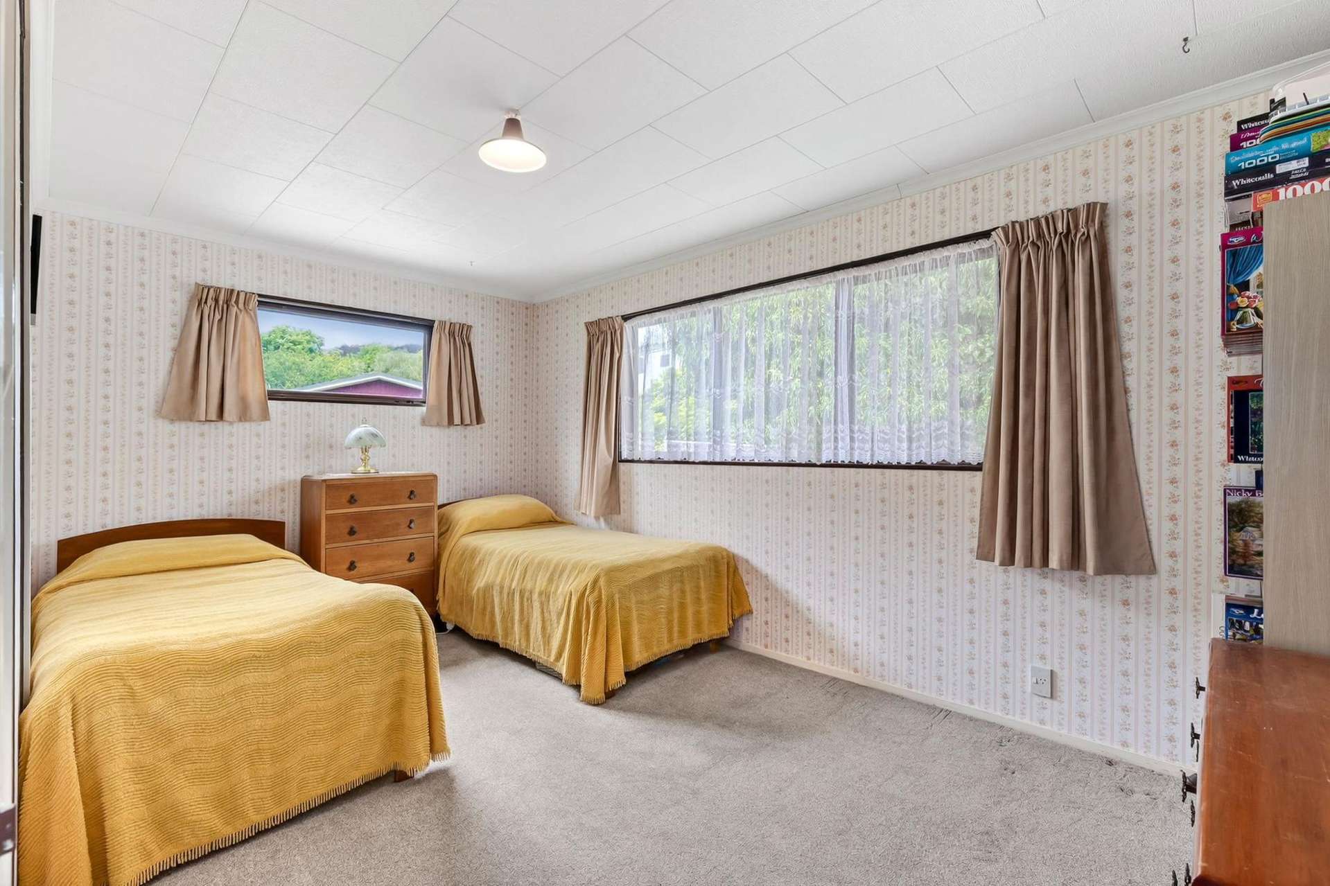 2/3 The Ridgeway Enner Glynn_0