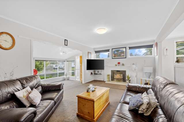 25 Alastair Avenue Owhata_3