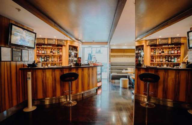 2112/10 Waterloo Quadrant Auckland Central_4