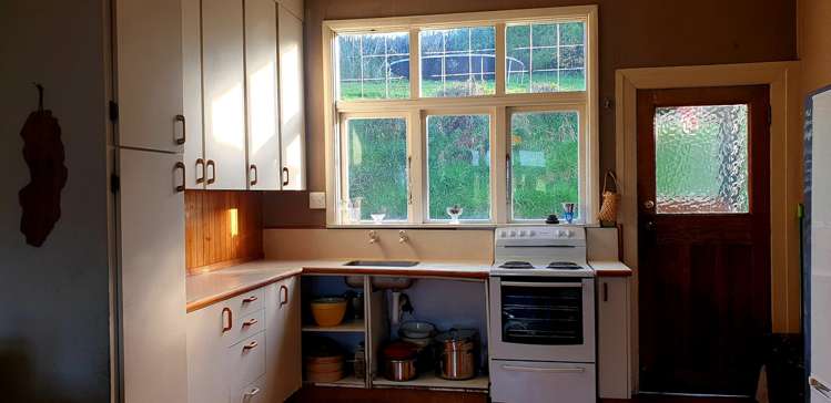 94 Sidey Street Calton Hill_7