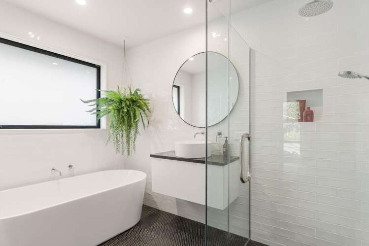 21 Blacklock Road Pyes Pa_14