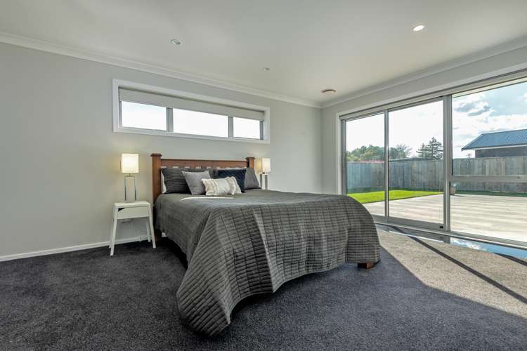 9 Huffington Place Feilding_11