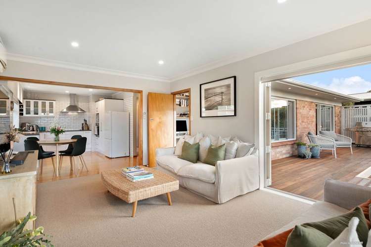 11 Laurelwood Avenue Pukekohe_2